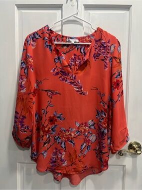 DR2 Coral Floral Long Sleeve Split Neck Lightweight Boho Top SIZE LARGE PreLoved